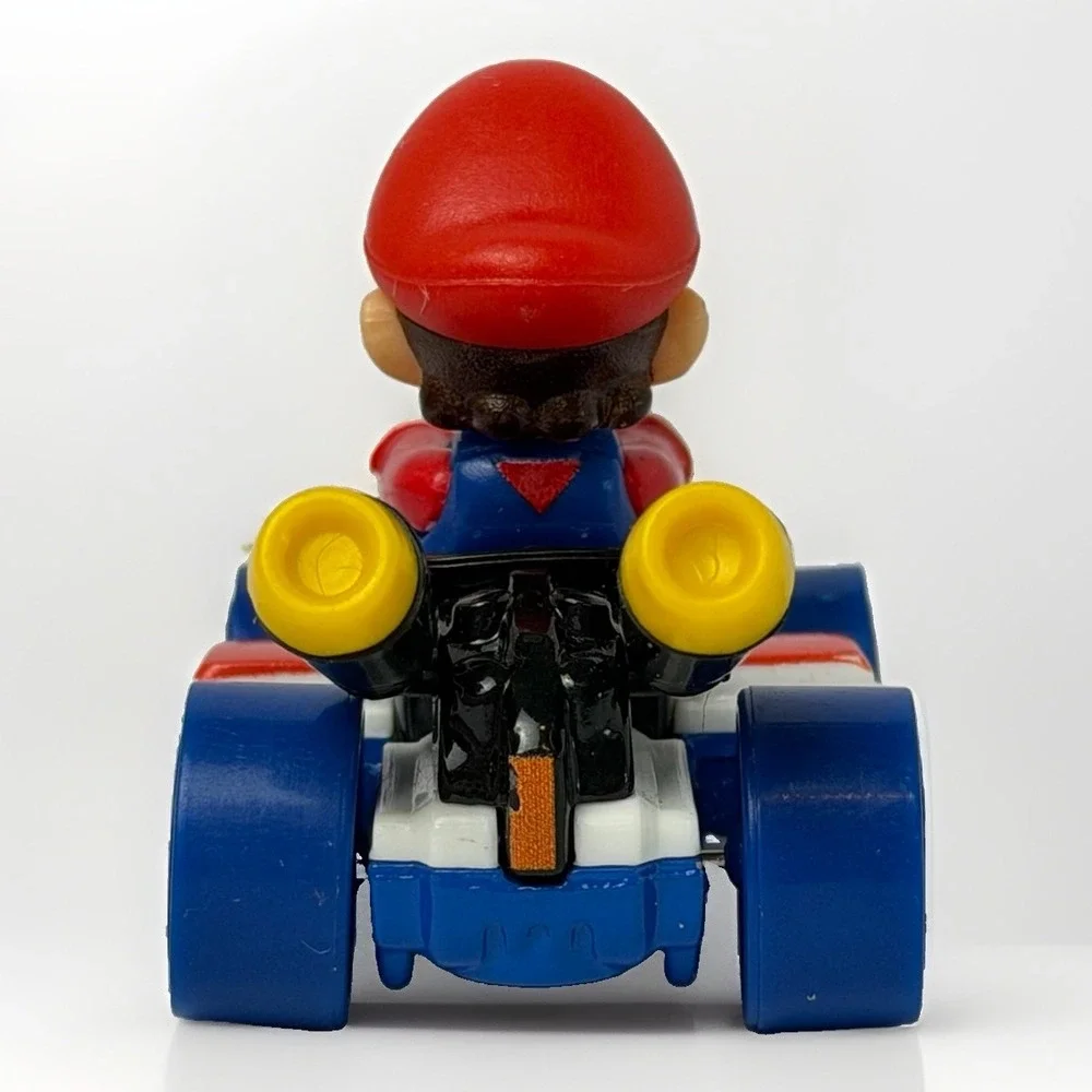 Hot Wheels Mario Kart Mario Standard Kart Die-Cast Car – 2018 Mattel Blue Wheels